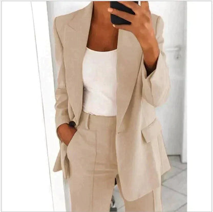 Bianca - Conjunto elegante con blazer estructurado y pantalón recto