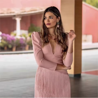 Clara - Vestido midi elegante con mangas de flecos