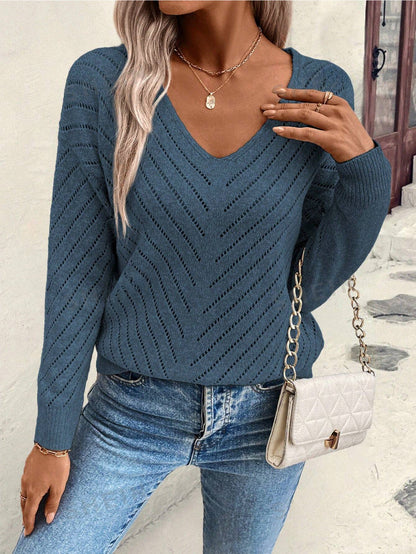 Sofía – Blusa de punto calado ligero con escote en V