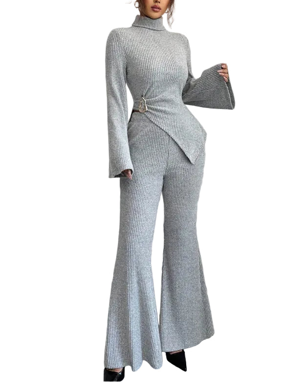 Beatrice – Conjunto elegante para mujer con blusa de canalé y pantalones acampanados