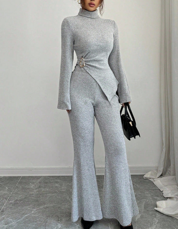Beatrice – Conjunto elegante para mujer con blusa de canalé y pantalones acampanados