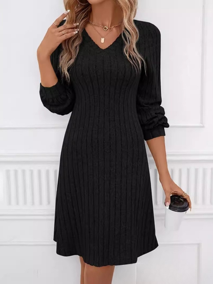 Sofía - Vestido de invierno de punto acanalado con escote en V