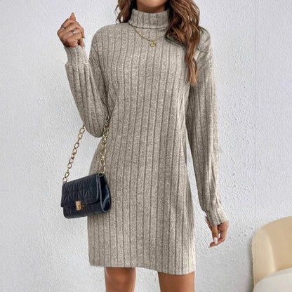 Chiara - Vestido de invierno de mujer de punto acanalado con cuello alto
