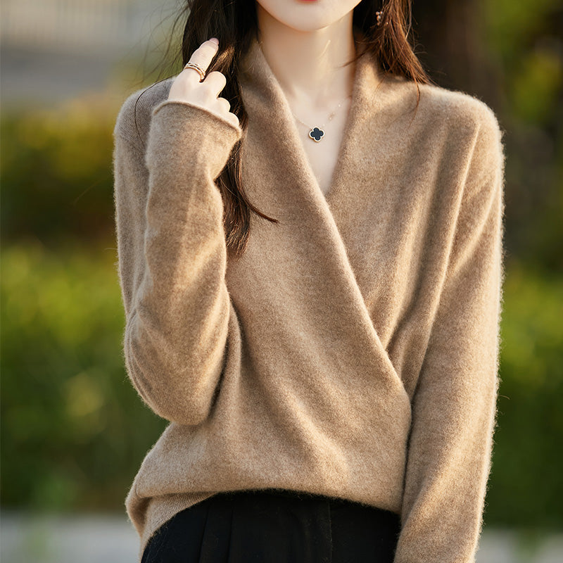 Sofía - Blusa de lana suave con escote cruzado