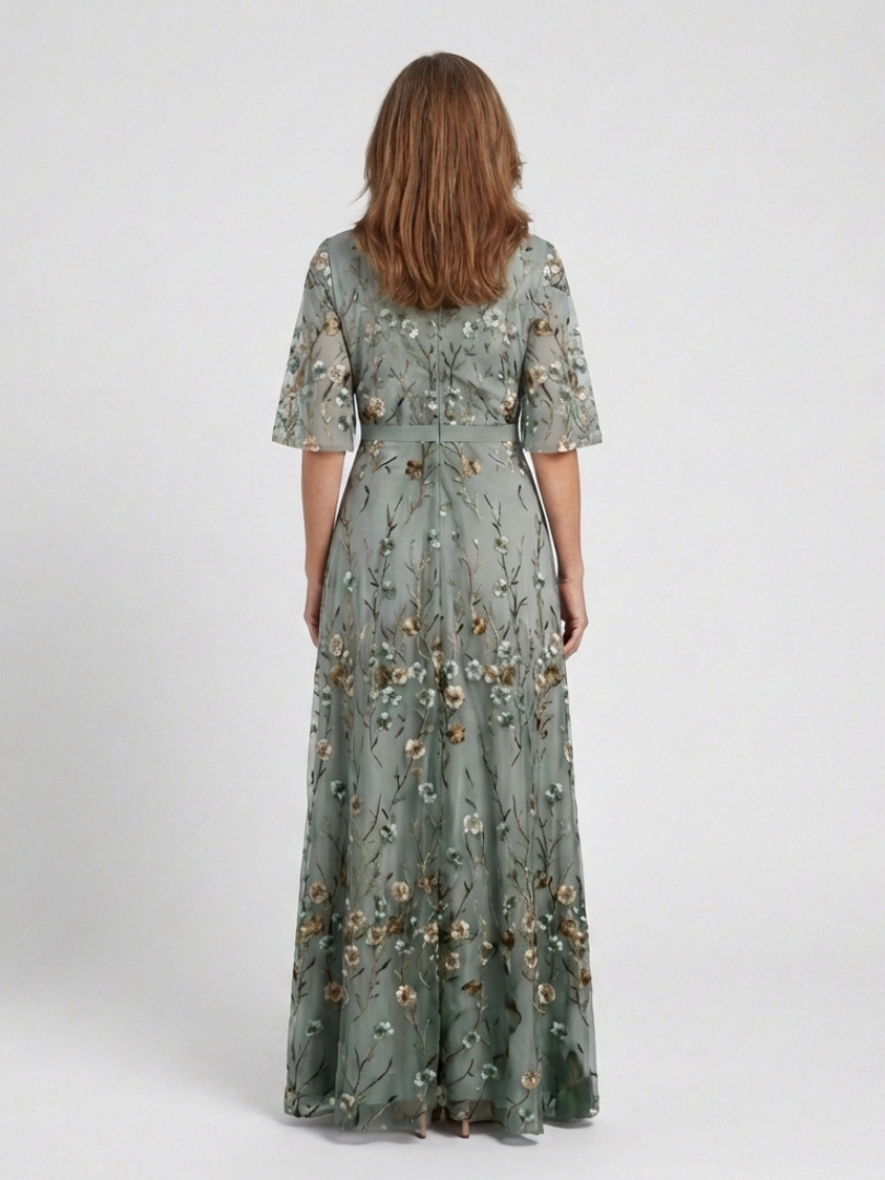 Elodie – Vestido largo floral con escote en V