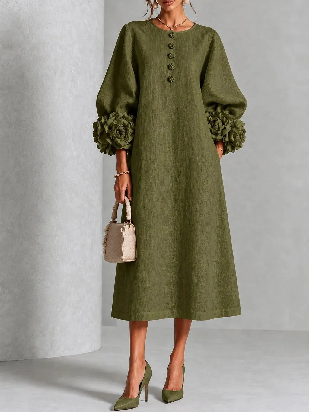 Ivy | Vestido midi con puños florales