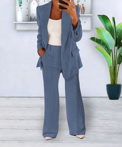 Bianca - Conjunto elegante con blazer estructurado y pantalón recto